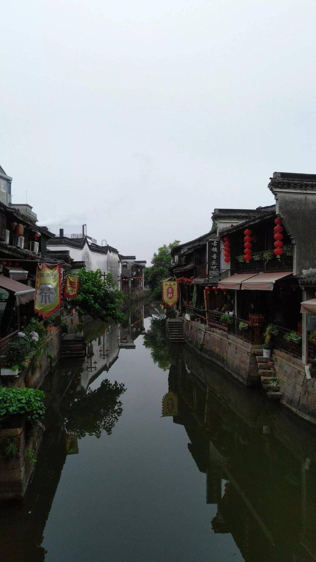 央视《焦点访谈》聚焦威海微改造 让城市更精致