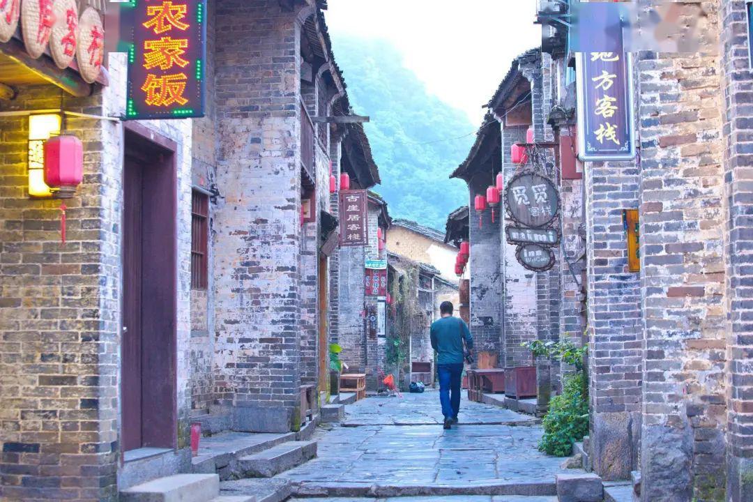 “谢谢热心的重庆人!”广州旅客不慎丢失电脑,幸好遇到耿直公交司机……
