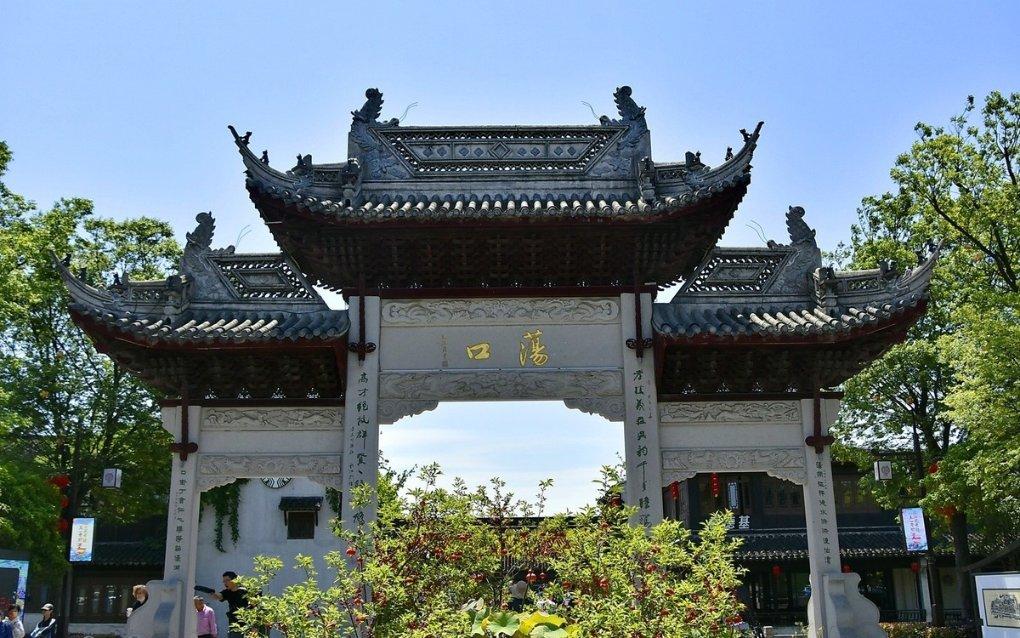 巧变同色